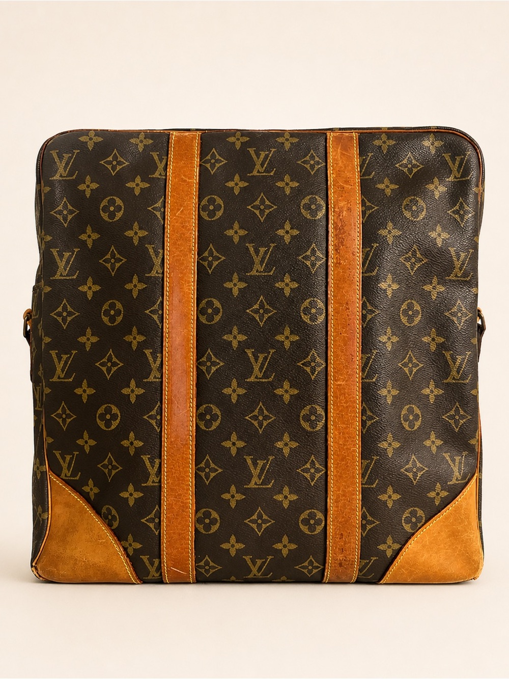 Louis Vuitton Monogram Grand Marceau Crossbody Bag M45222 - Picture 4 of 12